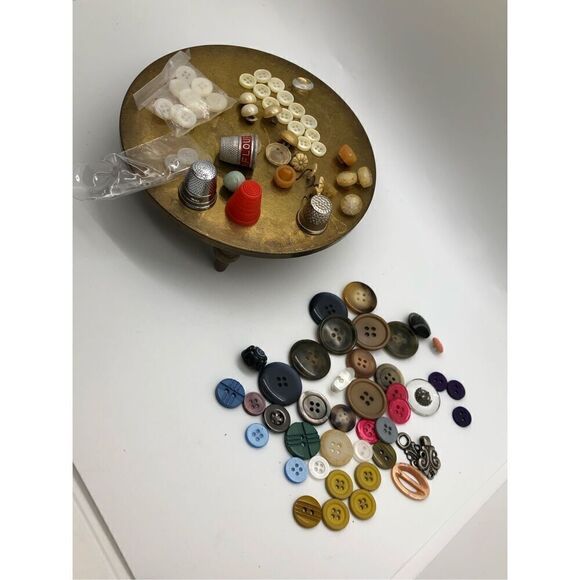 Vintage Buttons and Thimbles Assorted Lot - Picture 9 of 16